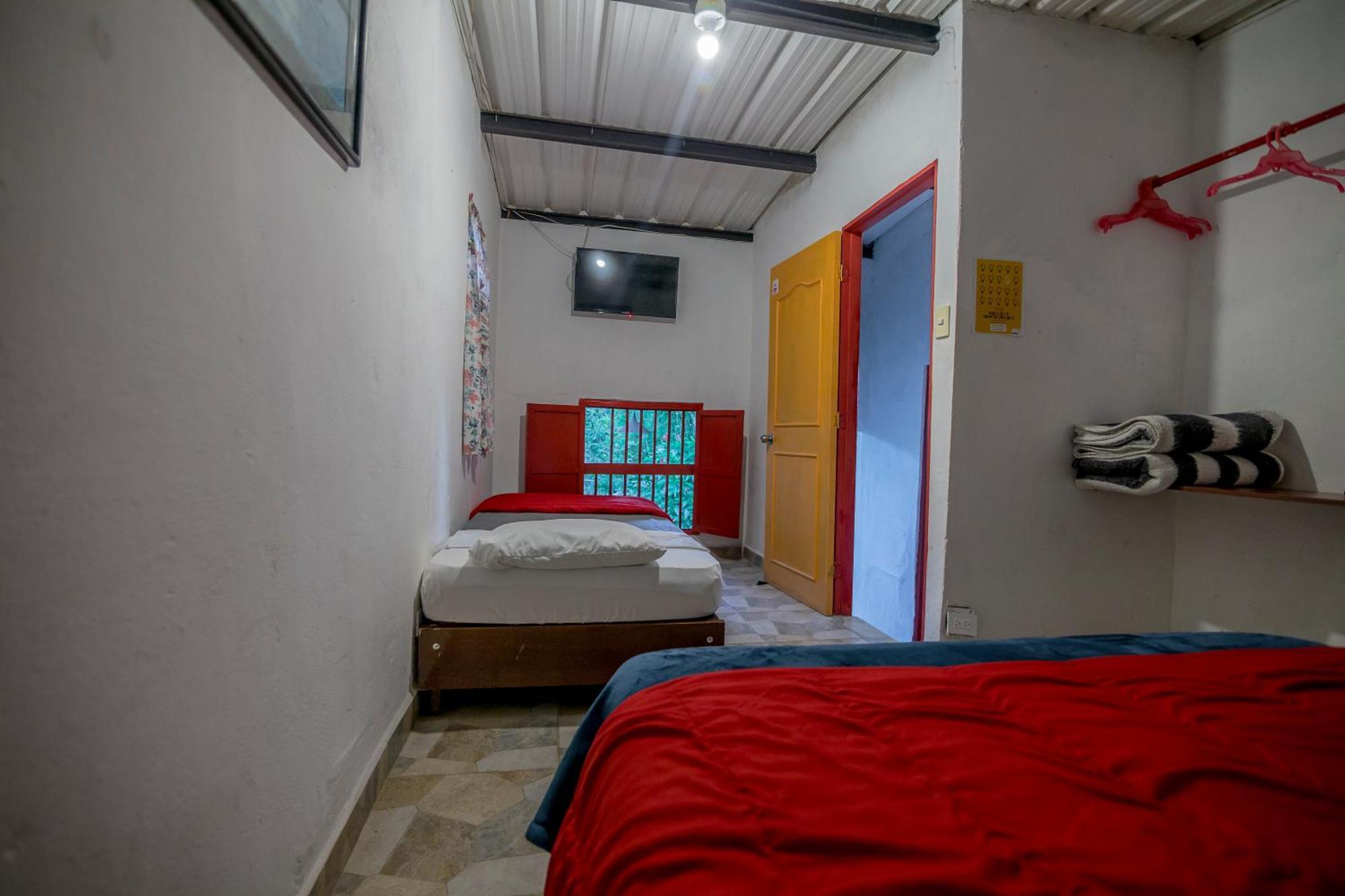 Hotel Marrokos Aeropuerto Jose Maria Cordova Guarne Dış mekan fotoğraf